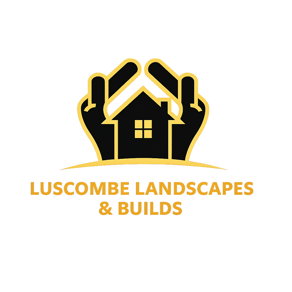 Luscombe Landscapes & Builds Logo